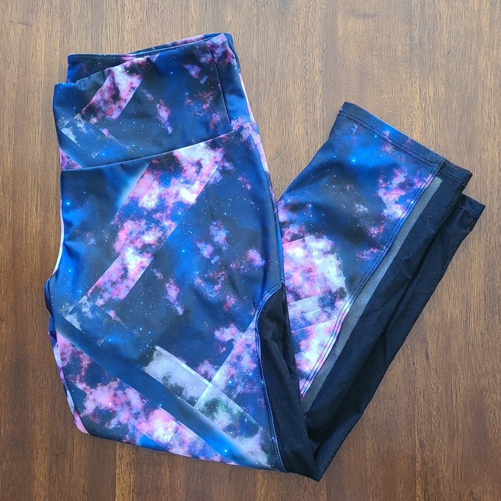 Onzie Crops galaxy print mesh side M/L